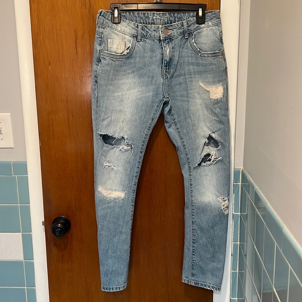 Zara size 2 medium wash boyfriend jeans